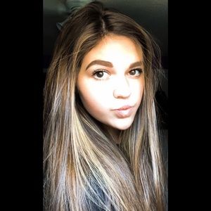 Meet your Posher, Lexie